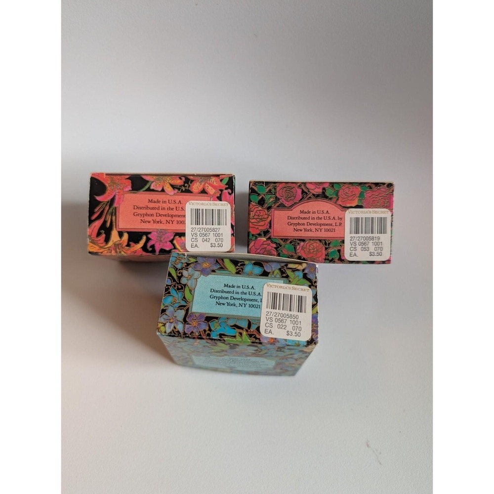 Set 3 RARE Vtg Victoria's Secret Jasmine Rose & Lily Soaps 2.9 Oz Bars New Box - Picture 4 of 4